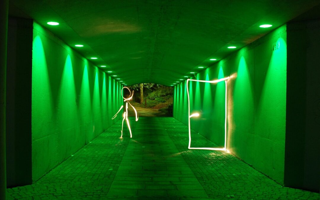 Leben in Optionen. JOMO, FOMO und das stille Gift der Kuckucks-Türen.